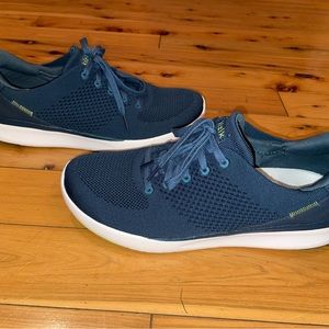 Men’s Kizik Athens sneaker, size 9.5
